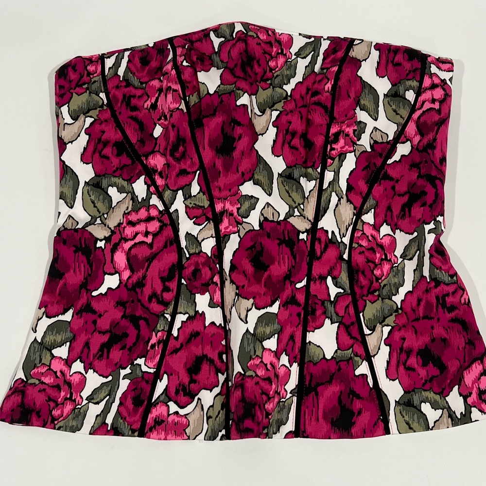 NWT White House Black Market WHBM Edgy Meadow Floral Pink Bustier Top Size 2